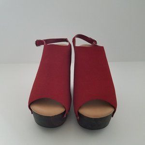 11W RED TORRID SHOES WEDGES